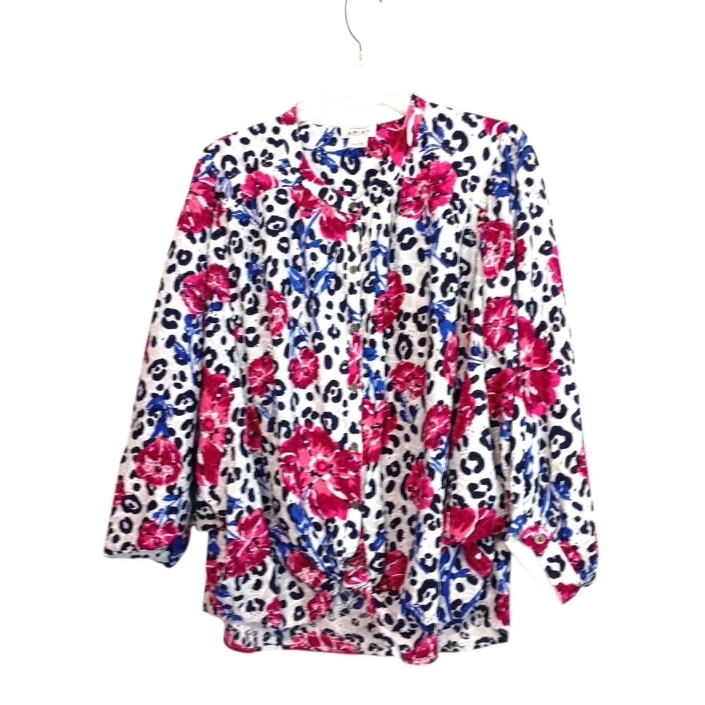 Ariat - Long Sleeve Floral Tie Front Blouse - Size Large